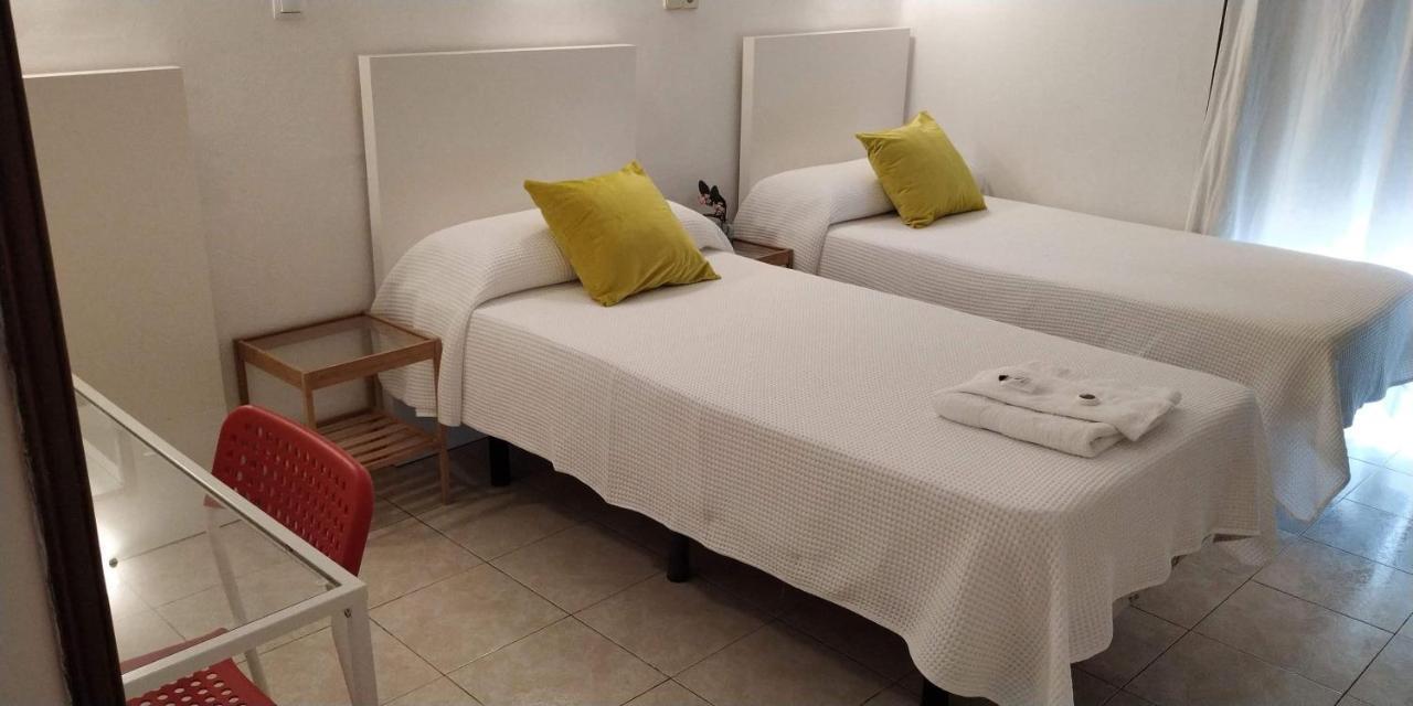 Hostal Abitum Madrid Exterior foto