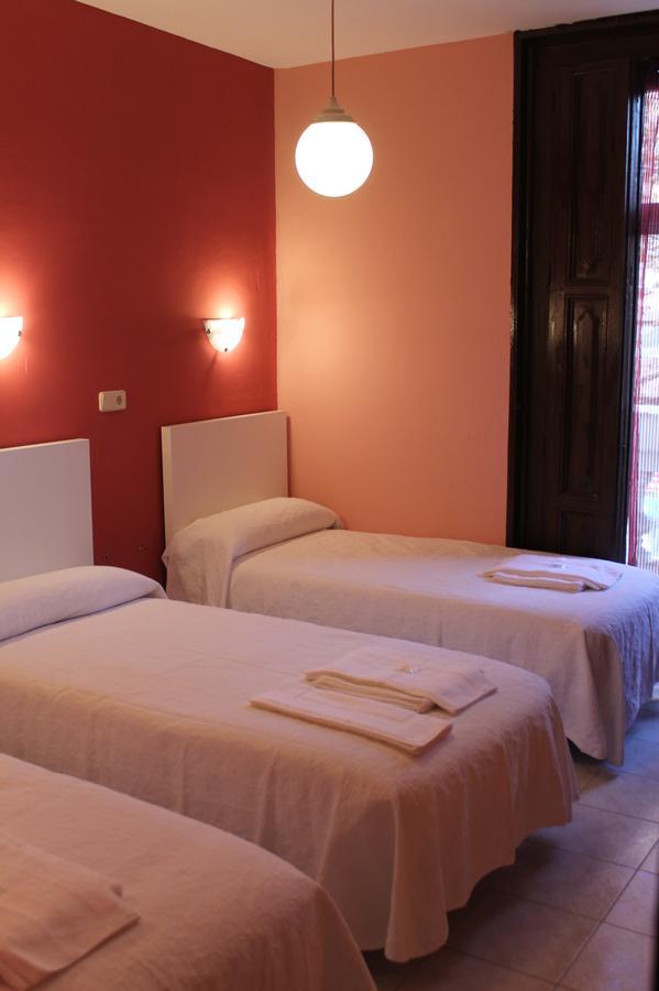 Hostal Abitum Madrid Exterior foto