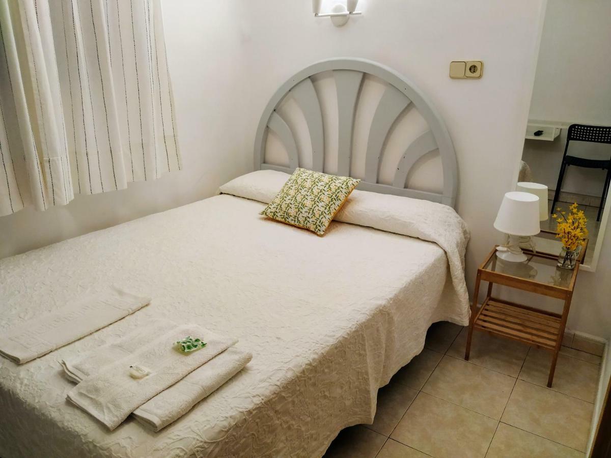 Hostal Abitum Madrid Exterior foto