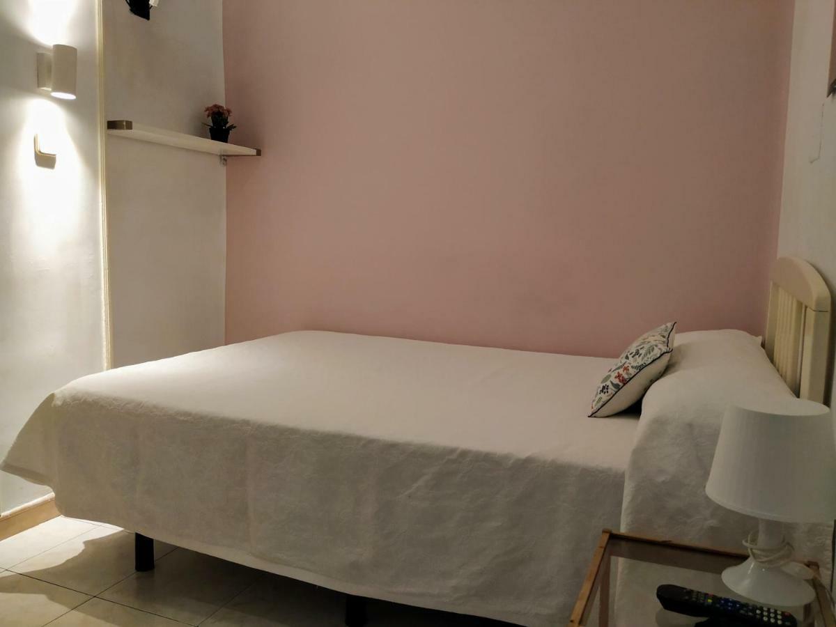 Hostal Abitum Madrid Exterior foto