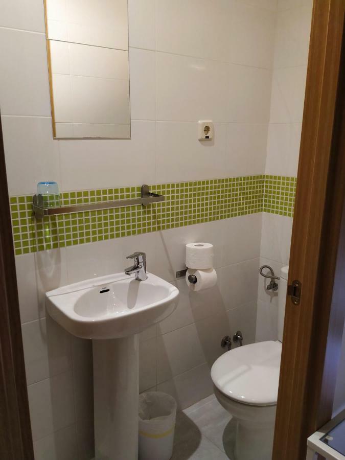 Hostal Abitum Madrid Exterior foto
