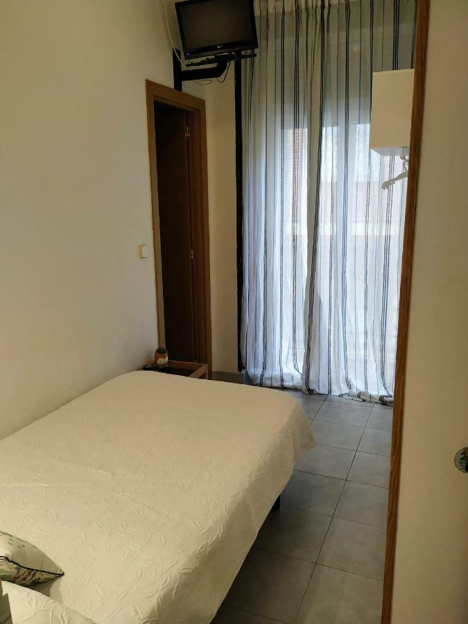 Hostal Abitum Madrid Exterior foto